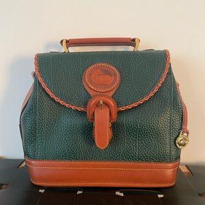 VTG Dooney & Bourke All Weather Leather Green Crossbody Bag READ DESCRIPTION